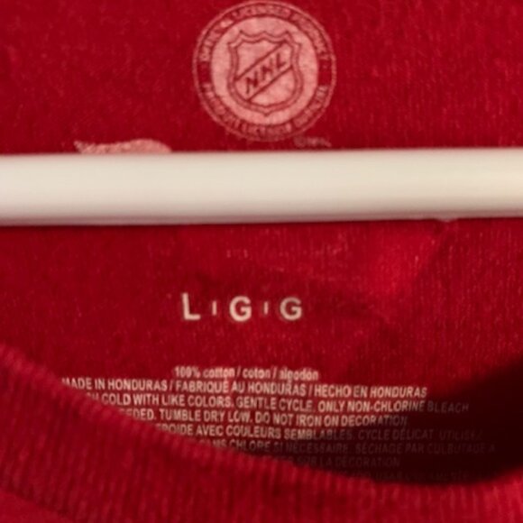 CALGARY FLAMES "MONAHAN" TSHIRT - Picture 3 of 3